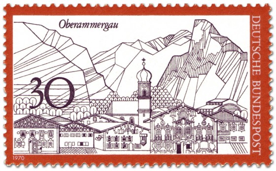 Stamp: Oberammergau (Stadtsilhouette und Berge)
